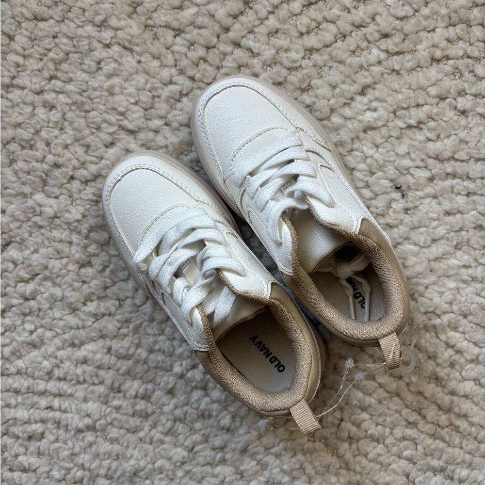 NWT Old Navy Kids White Sneakers Size 12